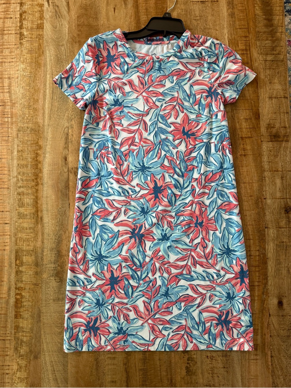 Southern Tide Floral Performance T-Shirt Dress XS Blue Pink Stretch UPF
